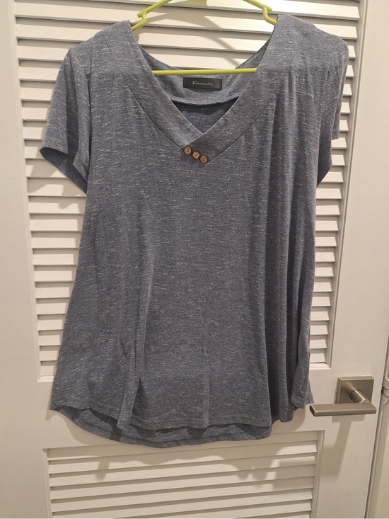 Vinmatte Tops - Women's Heather Blue V-Neck Knit Top